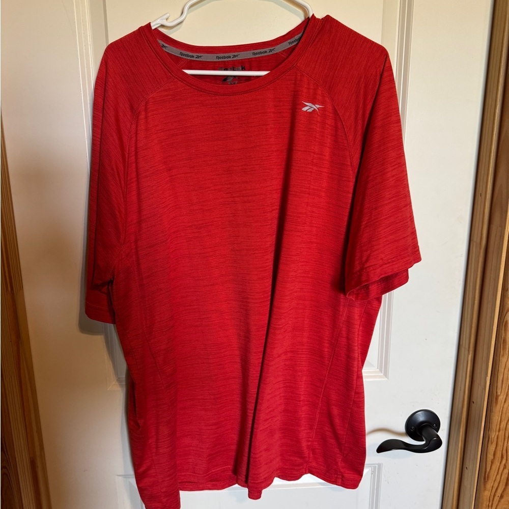 Reebok Men's Red‎ Athletic Shirt Size 2XL